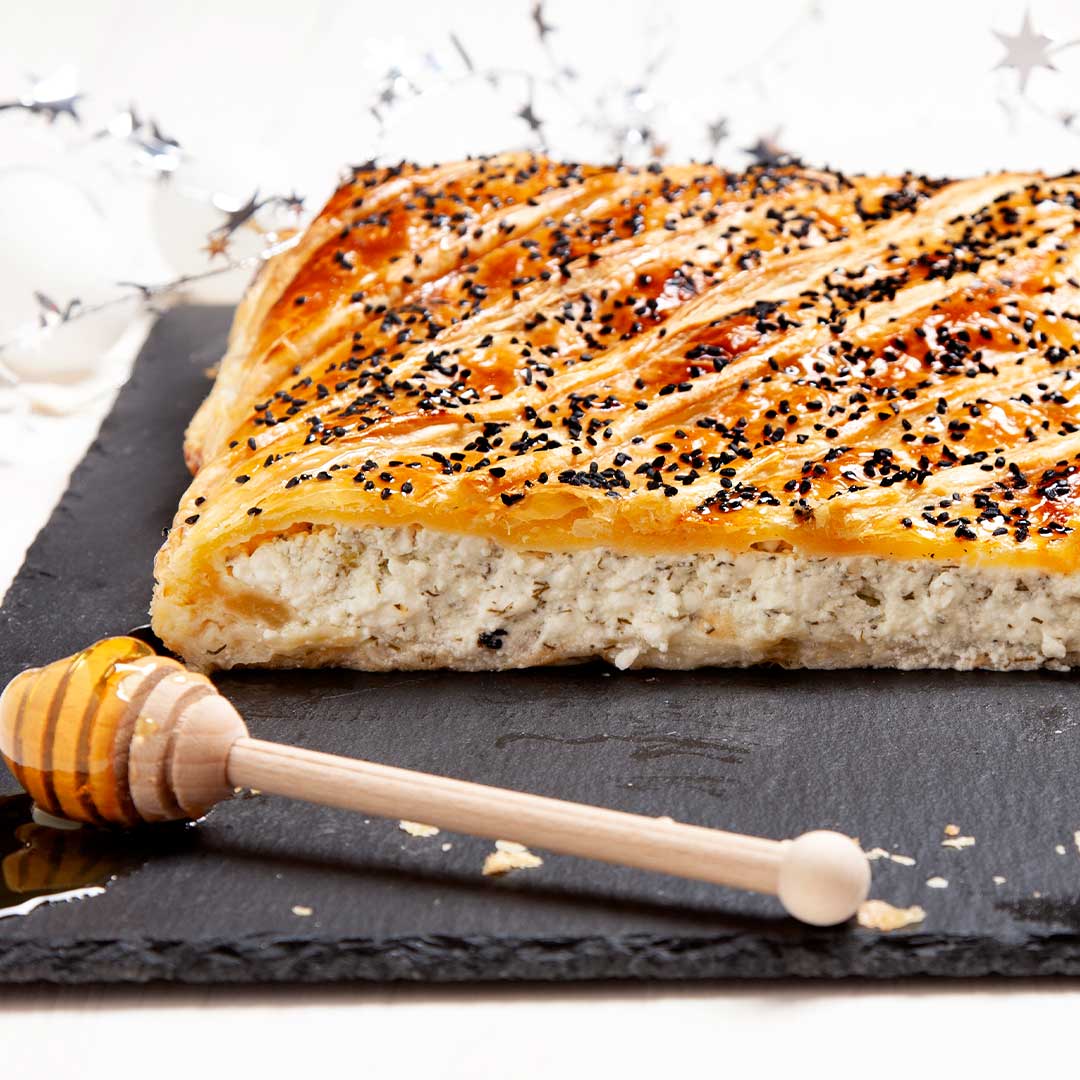 Τυρόπιτα μέλι - σουσάμι